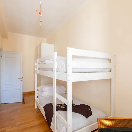 Iflat Bright & Comfy 2-bedroom Near Vatican