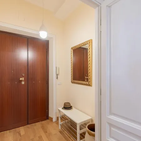 Iflat Bright & Comfy 2-bedroom Near Vatican *