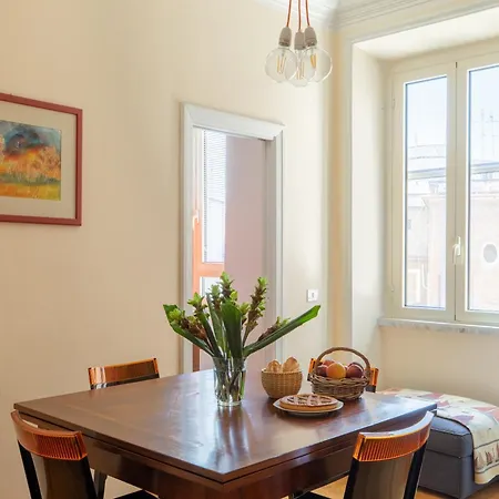 Iflat Bright & Comfy 2-bedroom Near Vatican *